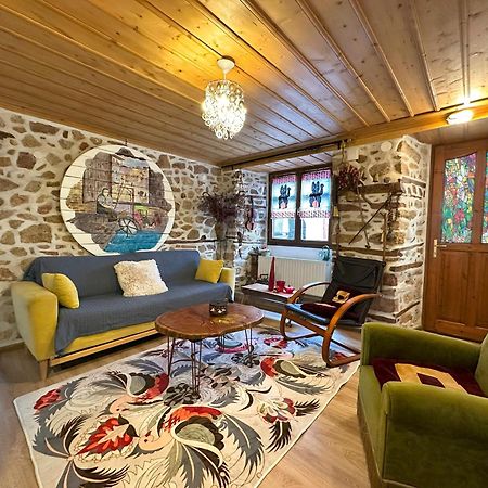 Renovated Old Manor House With Yard Villa Арнайа Екстериор снимка
