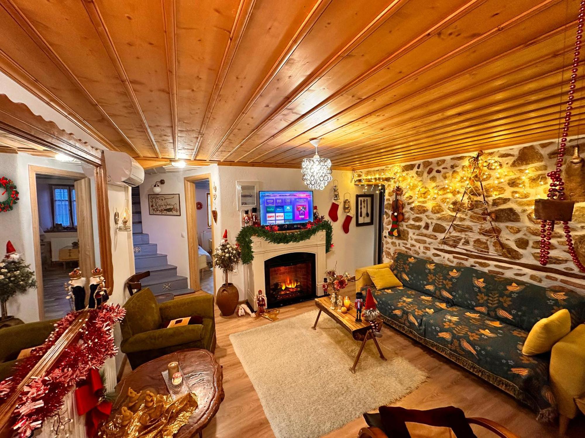 Renovated Old Manor House With Yard Villa Арнайа Екстериор снимка