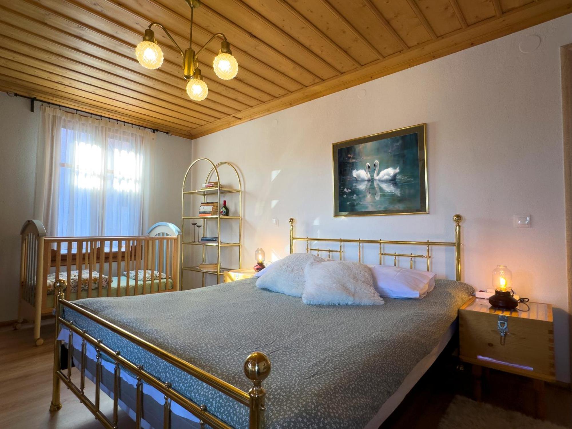 Renovated Old Manor House With Yard Villa Арнайа Екстериор снимка